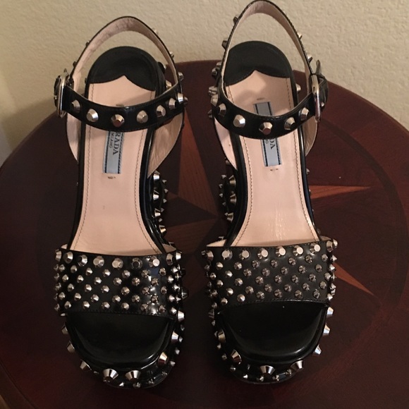 Authentic Prada Spazzolato platform wedges - Picture 2 of 9